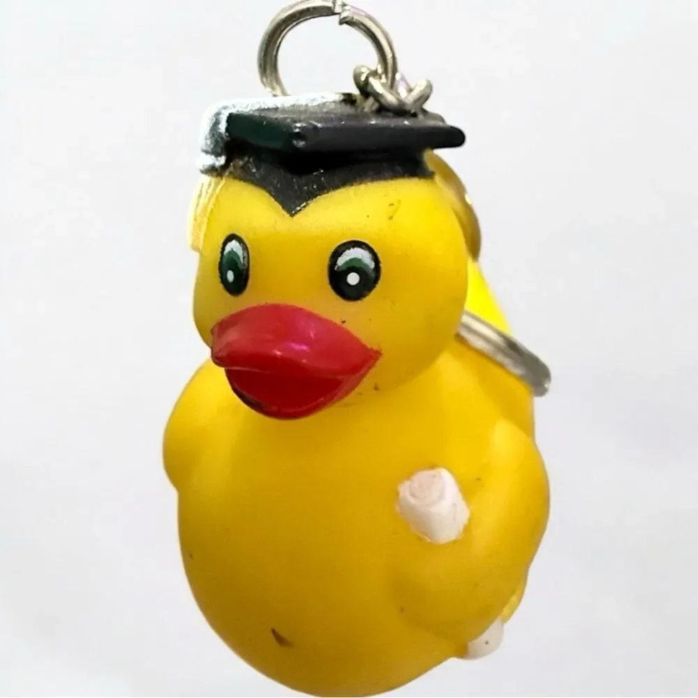 Graduation Duck Keychain Yellow Rubber with Cap & Diploma – Cute Gift Idea